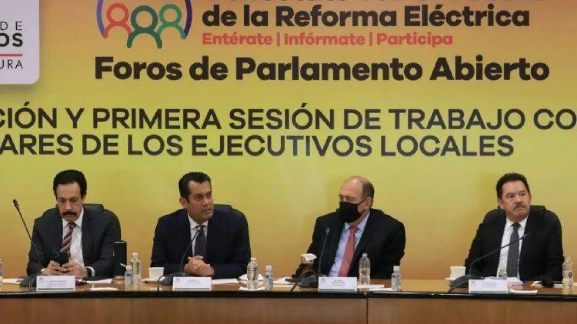 Gobernadores de Morena promueven la reforma energética